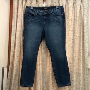 Torrid Premium Mid-Rise Skinny Jeans - 18R